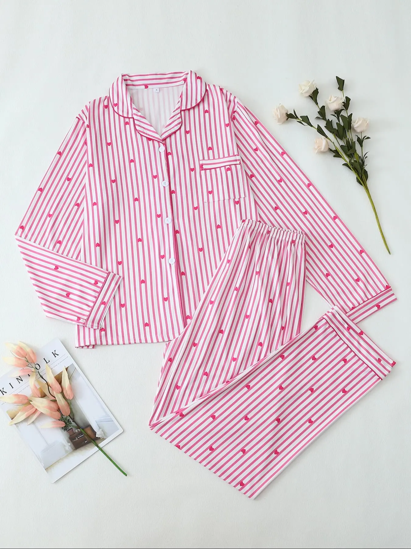 Two-Piece Set Women's Striped & Heart Print Pajama Set, Casual Comfy Long Sleeve Top & Pants PJ Set, Ladies Sleepwear for Fall & Winter