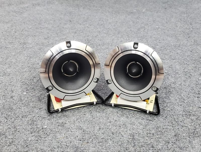 Cặp Loa Siêu Treble Pioneer P8801