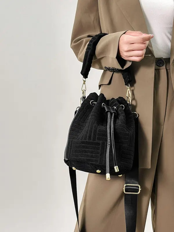 Women's 1 Piece Minimalist Elegant Solid Color Bucket Bag, Fashion All-match Flannelette Bucket Handbag, Fashionable Adjustable Strap Design Crossbody Bag for Daily Used 2