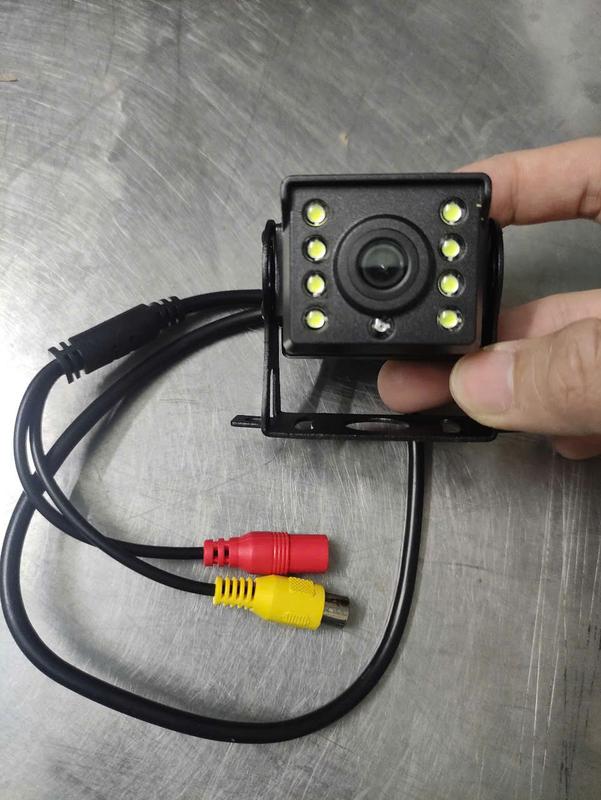  Camera lùi xe tải xe khách cỡ lớn 24v 8led sáng dùng cho màn LCD màn TFT 