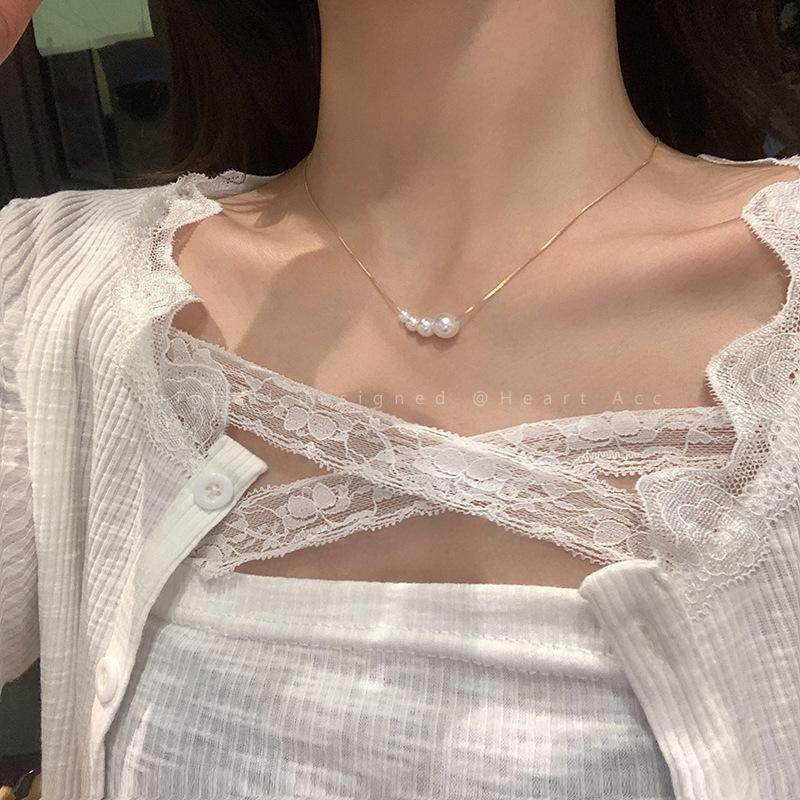Product Introduction of Lucent_2025 Necklace for Women Korean and Japanese Style 2025 New Trendy Clavicle Chain Sweet Cool Style Heart Sweater Chain Metal Texture High-end Feel for Women 11