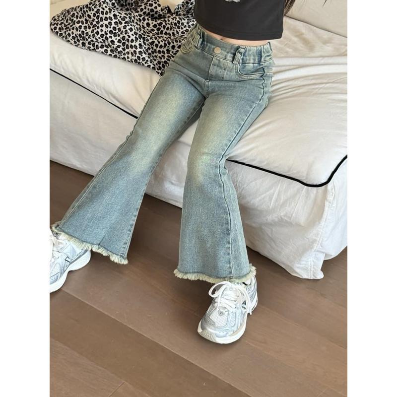 Quần jean ống loe bé gái màu xanh nhạt siêu đáng yêu phong cách hàn quốc cho bé gái mặc đi học bé đi chơi