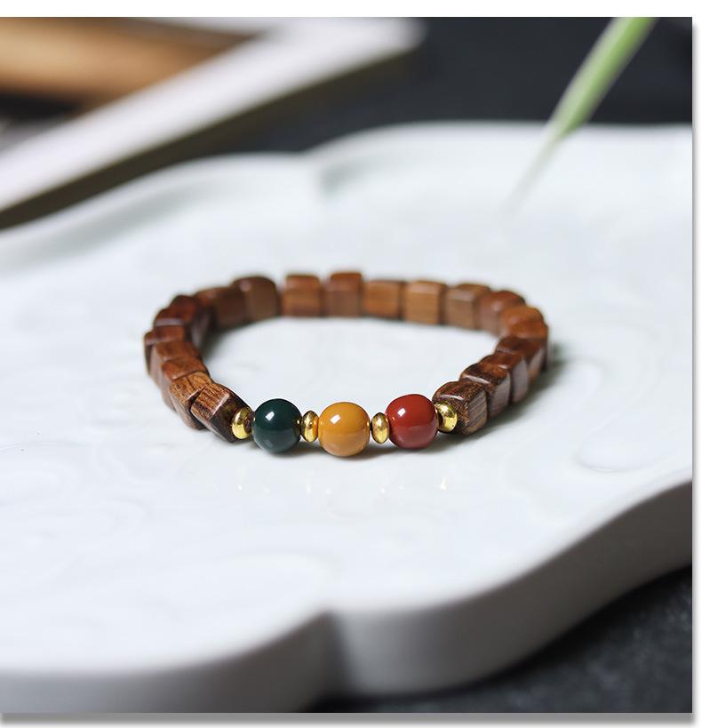 Product Introduction of New Chinese style, black rosewood, sandalwood, sugar cube beads, block beads, bracelet, three-color beads, traffic light pattern, ethnic style, wristband 1