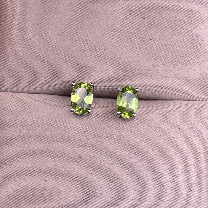 Product Introduction of Amethyst Garnet Citrine Blue Topaz Peridot Earrings S925 Silver Inlaid Classic Women's Earrings 14