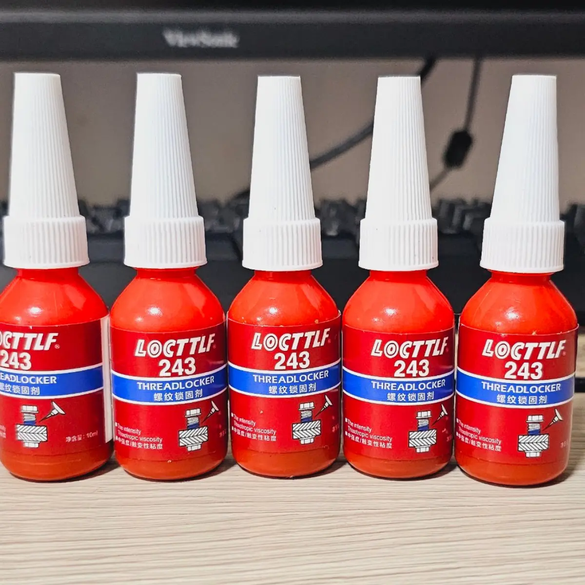 Keo khoá ren ốc, chống xoay tuông răng ốc dĩa khi di chuyển ở tốc độ cao 10/50ml