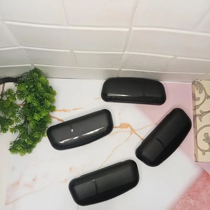 Hard case Kacamata Kotak Kacamata  BoxKacamata Tempat Kacamata  Plastik Free Lap Pembersih 2