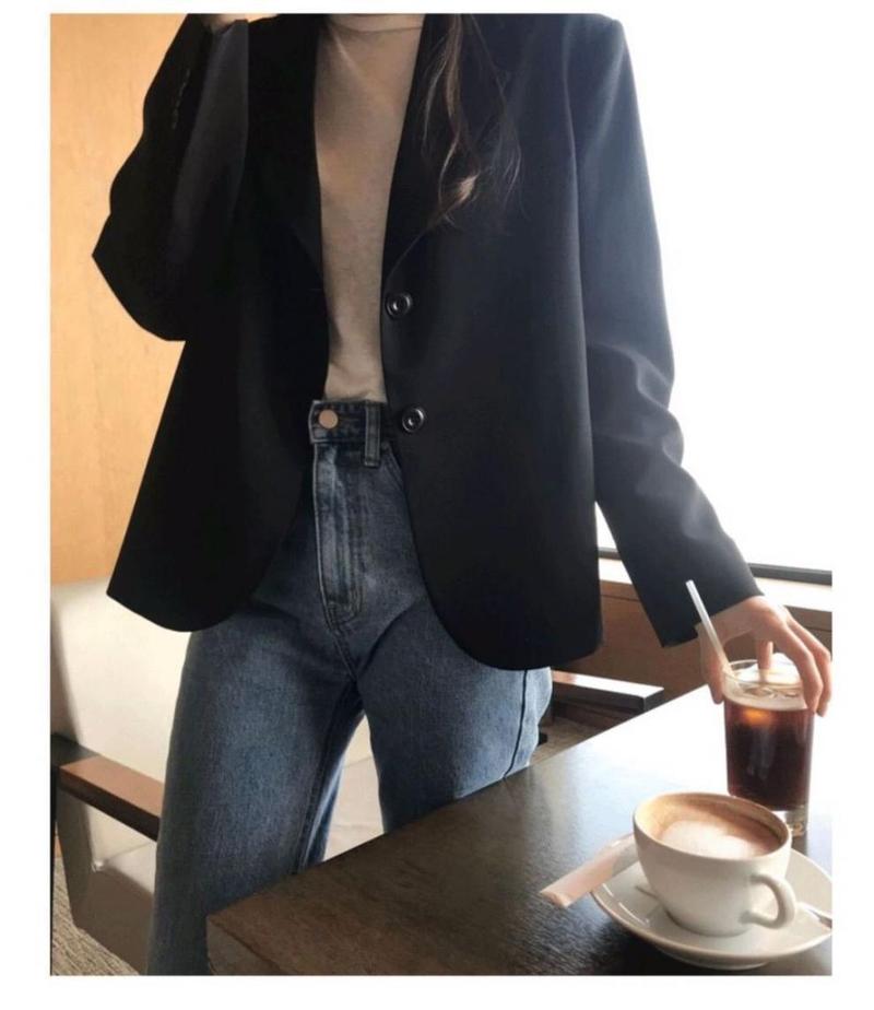 Product Introduction of 2025 Spring and Autumn Small Blazer Jacket for Women Casual Versatile British Style Gray Short Ins Suit Petite Top 7