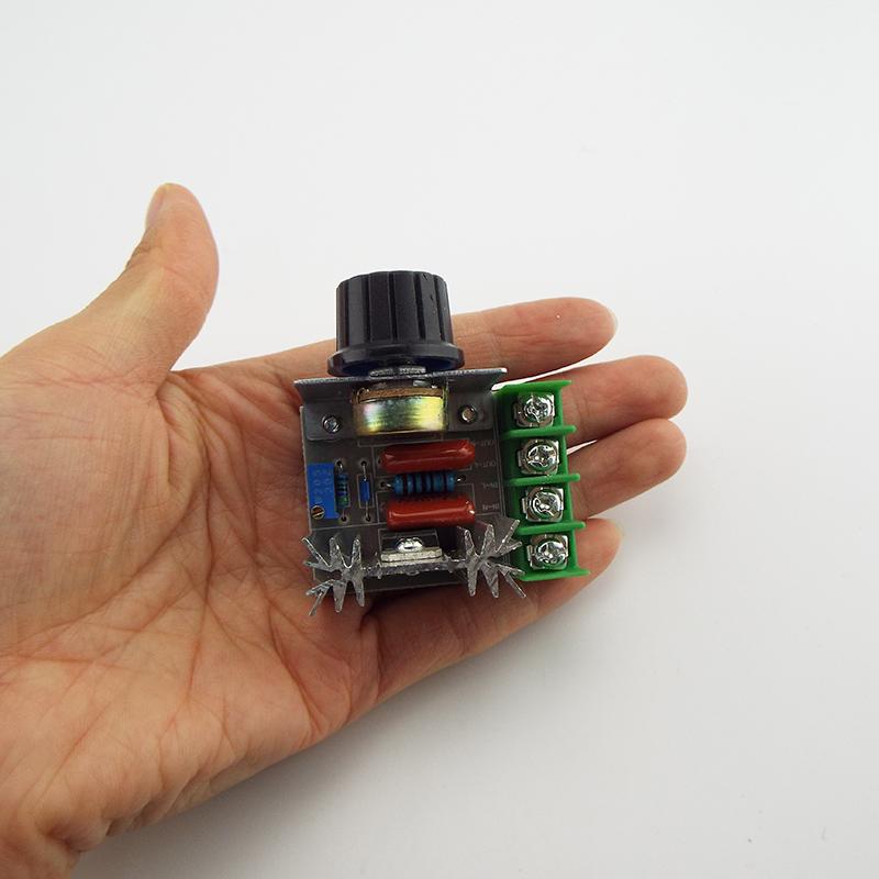 Product Introduction of AC 220V 2000W SCR Voltage Regulator Dimming Dimmers Motor Speed Controller Thermostat Electronic Voltage Regulator Module  2KSG 84