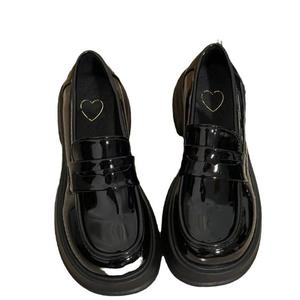 Giày Da, Cỡ Nhỏ Phong Cách Học Viện, Với Thiết Kế Ngọt Ngào Và Đế Dày, Dễ Phối Đồ, Phong Cách Hàn Quốc