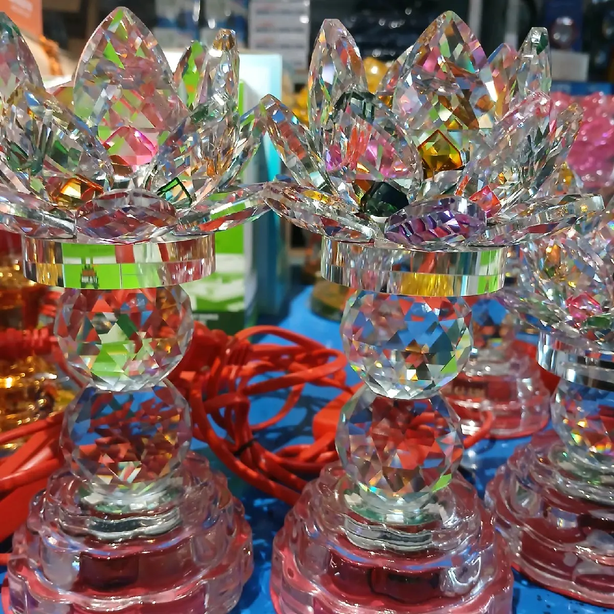 Đèn Thờ Sen Pha Lê Xịn_ Đổi màu