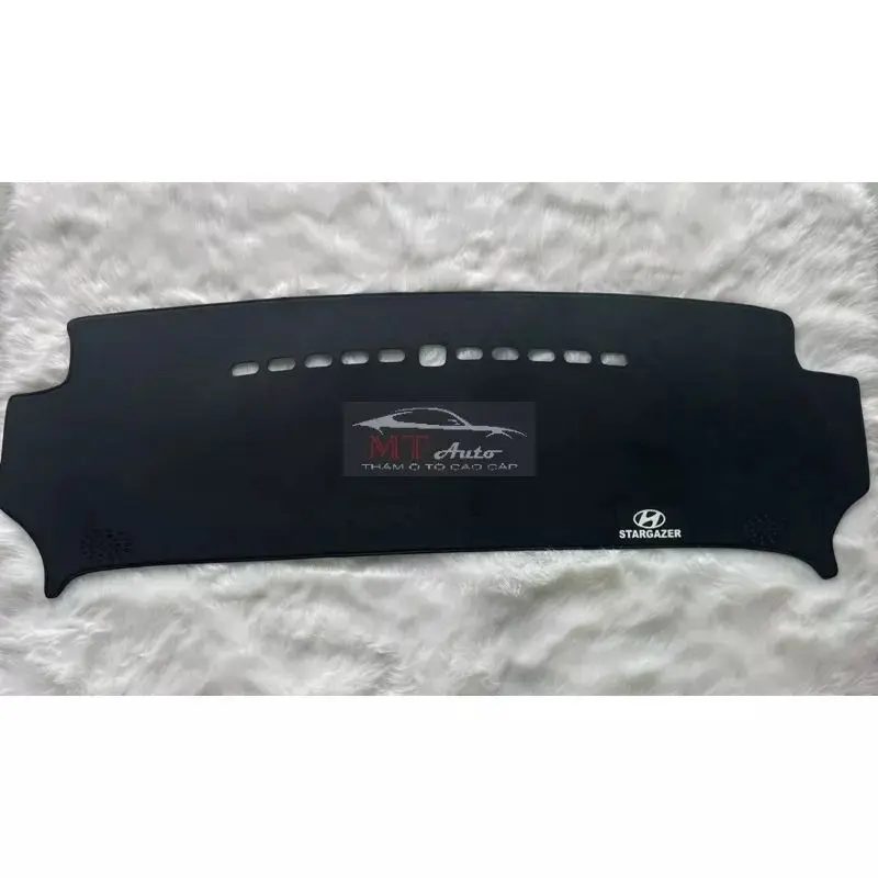 Thảm taplo Hyundai Stargazer 2022-2024 1