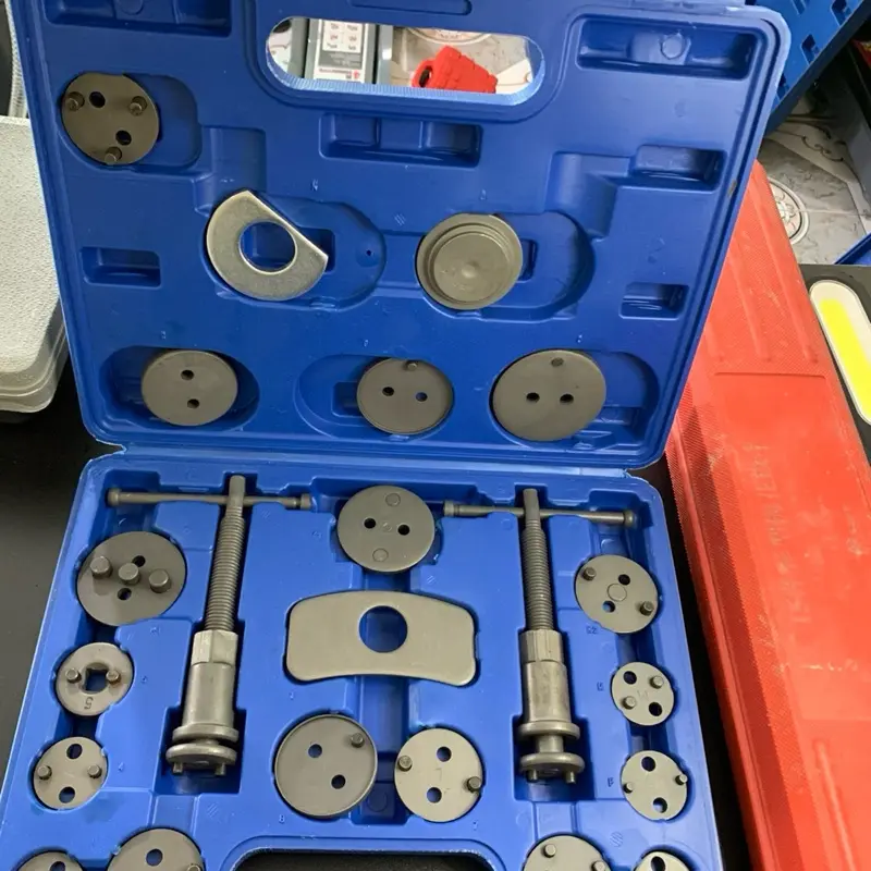 Vam ép pittong phanh 22 chi tiết Marseiile