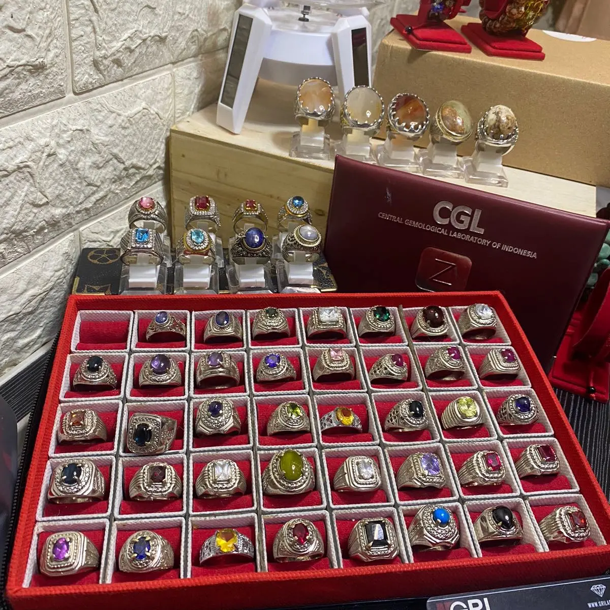 Cincin Permata