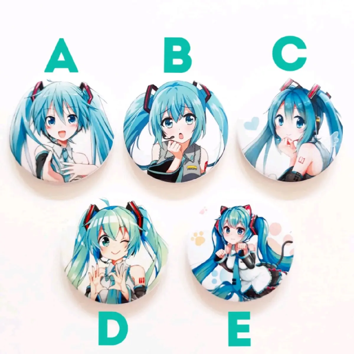 Pin Hatsune Miku Vocaloid Merchandise