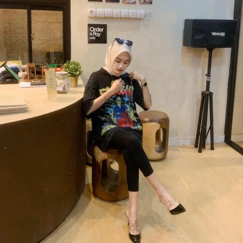 OVERSIZE VIRAL PARODY PABLO cewek cowok bisa pakai Katun Katun Katun Katun Katun Combed Wanita 3