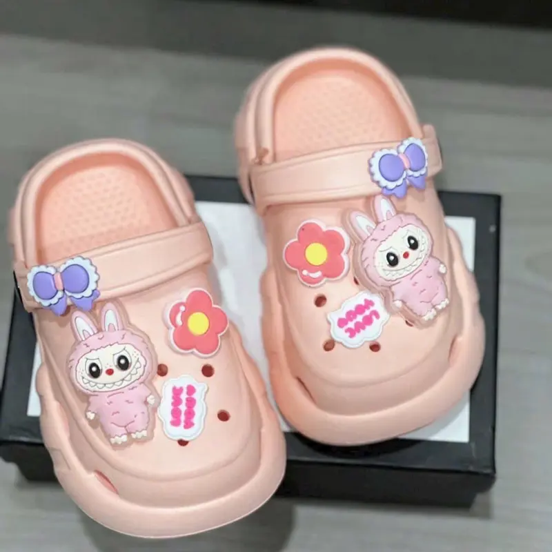 Sục Labubu có đèn led siêu nhẹ 2