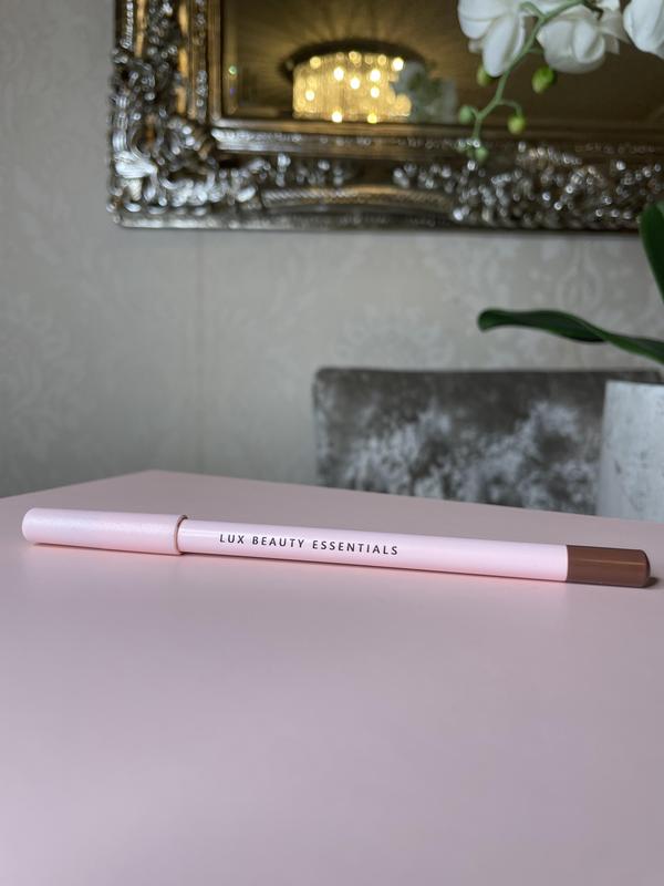 Lux Beauty Lipliner 7