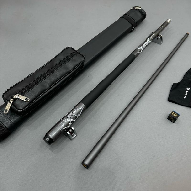 Combo cơ ruby xám ngọn 13mm chơi pool. Cơ bida phủ carbon mà xám. Tặng kèm bao da găng tay lơ. Ruby xám Đồng Sport