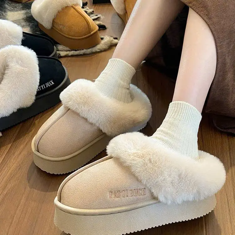 Sục nữ cổ lông dập chữ PATTI DUCK đế siêu nhẹ cao 4cm 4