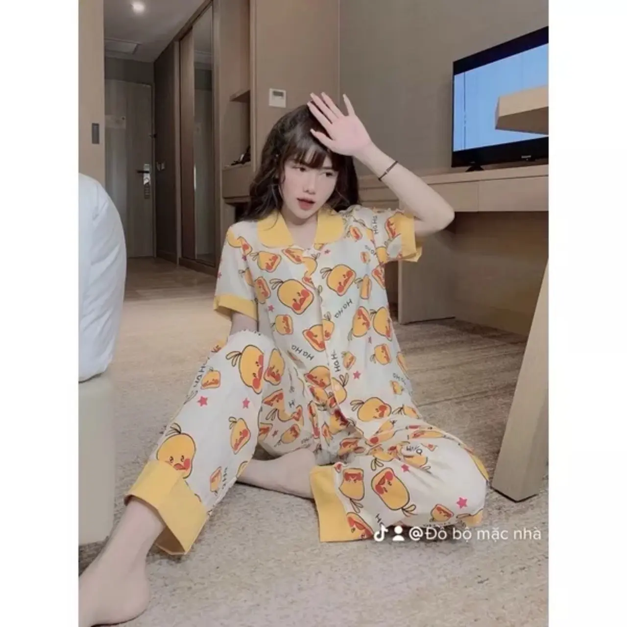 BỘ PYZAMA ÁO CỘC QUẦN DÀI VỊT VÀNG