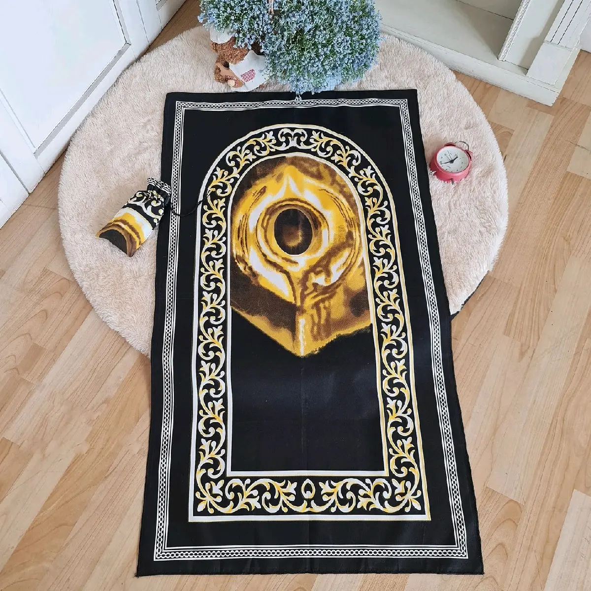 sajadah travel ada pouch nya Muslim