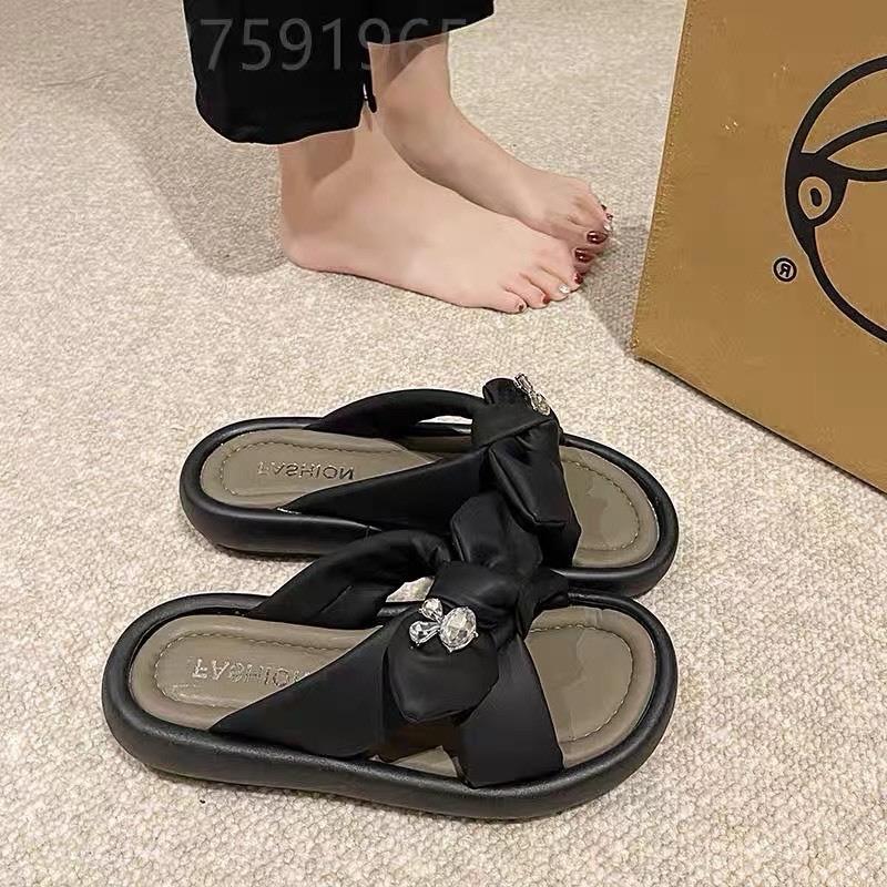 Dép bản nơ nữ đính khuy tai thỏ, thời trang da mềm, đế êm. Nhung Sandal DéP Cao Su dep kieu