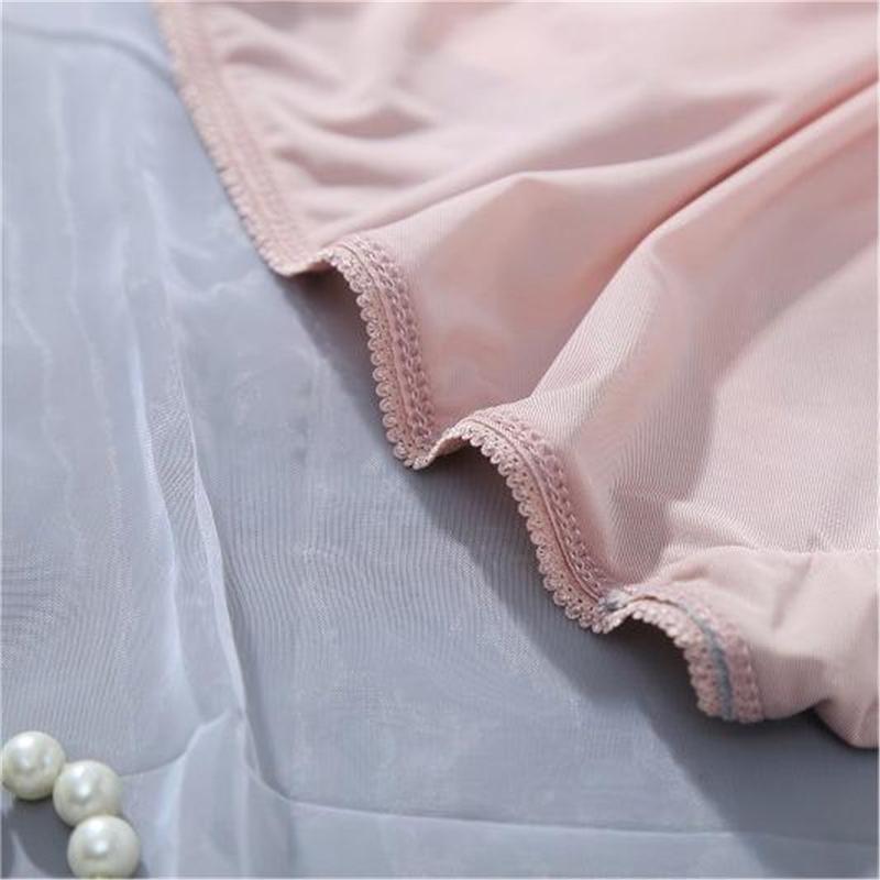 Quần Lót Nữ Lụa Lạnh Mùa Hè, Gợi Cảm, Dễ Thương Và Gợi Cảm, Thoáng Khí, Không đường May, Cạnh Chữ, Quần Tam Giác Thoải Mái, Năm 2024 4
