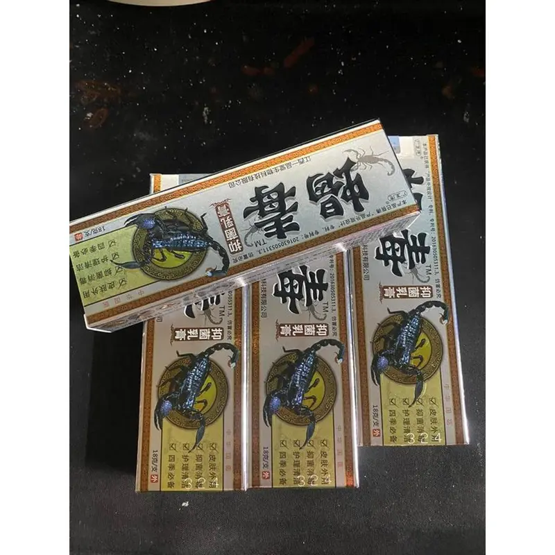 [Duy  nhất ] combo 3 Kem Bôi Nấm Ngứa Bọ Cạp Đen Nội Địa - Dùng 3-4 Lần mỗi ngày - Hiệu Quả với người bị nấm ngứa,dị ứng, côn trùnġ cắn tuýp 20gram 4