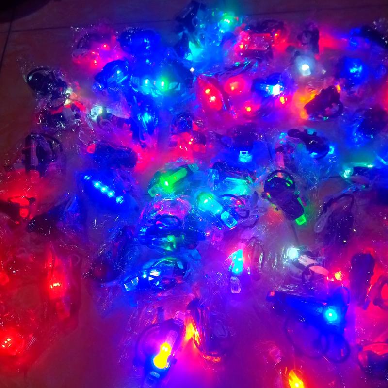 Lampu Cas Kelap Kelip Multifungsi 7