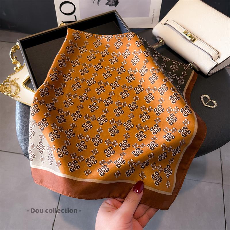 Khăn Lụa Vuông Unisex, Khăn Turban Hoạ Tiết Hoa Monogram Phối Nhiều Màu Thời Trang Xuân Hè - Size 70x70cm - Mã KL068 4