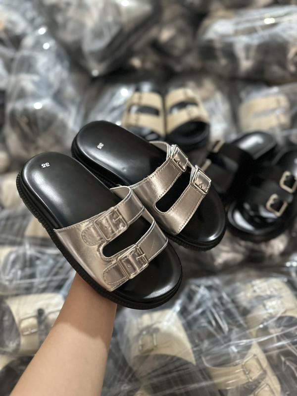 Dép nữ 2 quai có khuy cài phong cách đơn giản 3