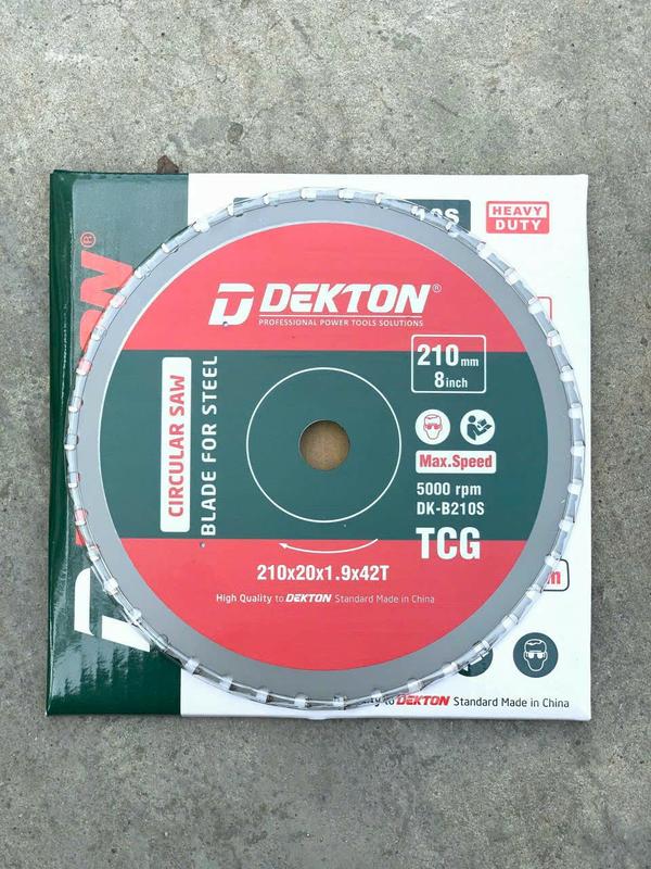 Lưỡi cắt sắt hợp kim dekton 210mm DK-B210S dành cho máy cắt DK-210
