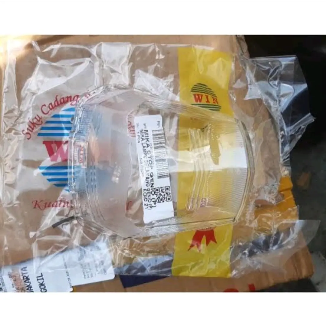Mika Kaca lampu belakang Genio Putih dan Merah