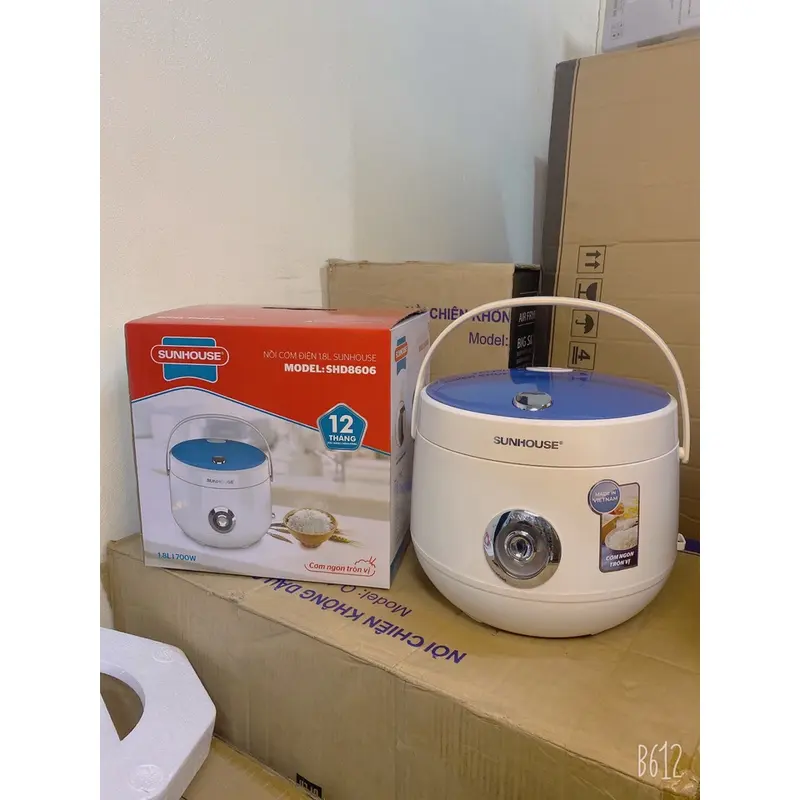 [ Free Ship 50k ] Nồi cơm điện 1.8L SUNHOUSE SHD8606. Hiện Đại, tặng kèm giá hấp, bảo hành 12 tháng toàn quốc. Nấu Cơm Cooker 0
