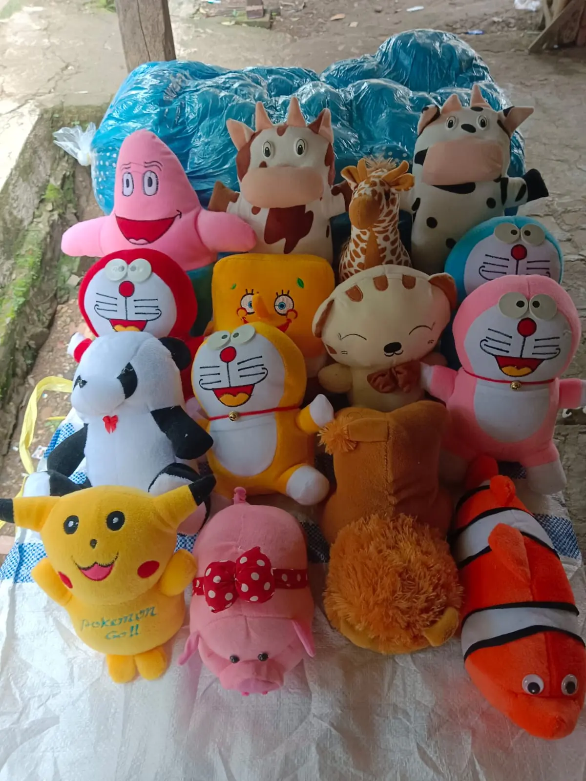 Boneka mesin capit size s 100k get 9pcs