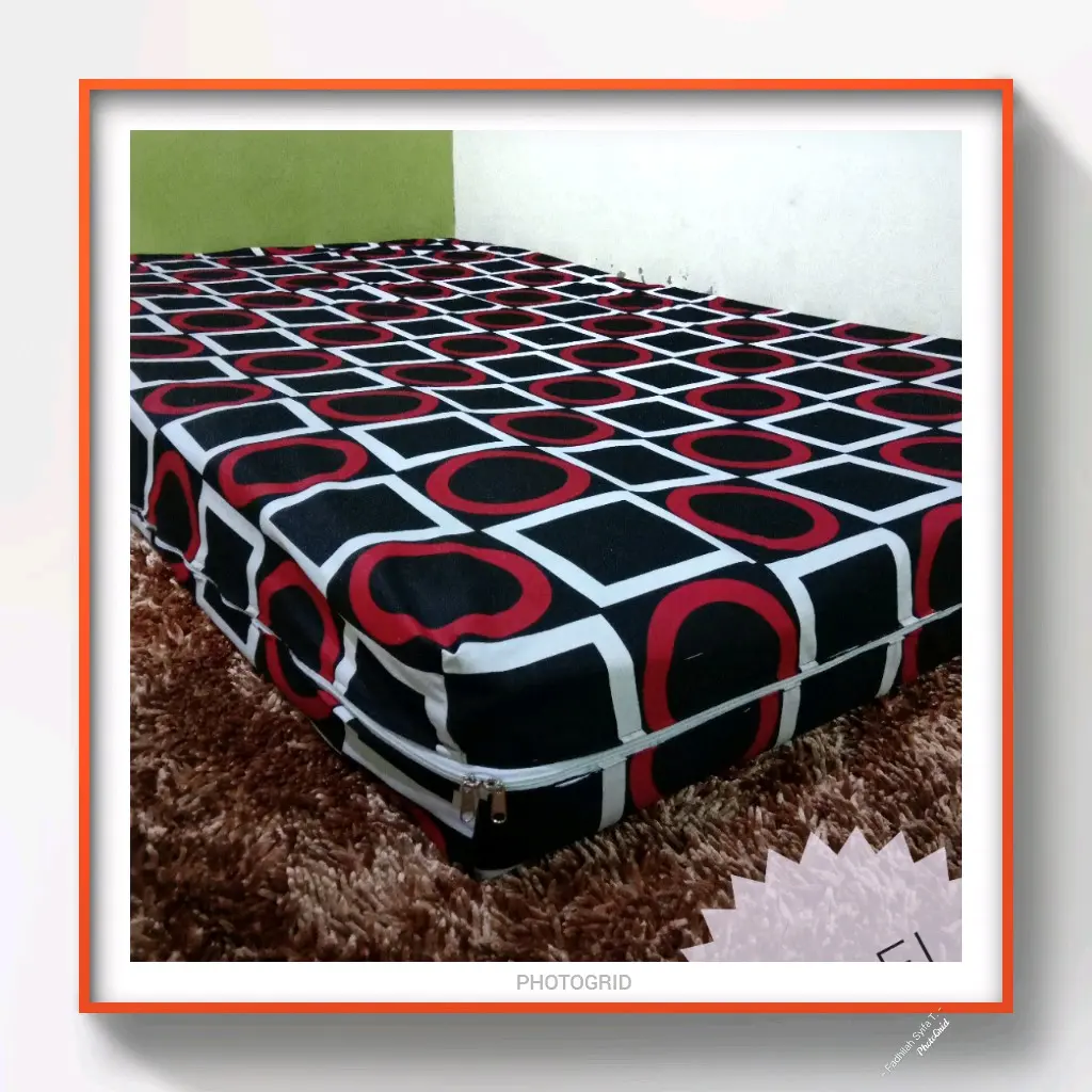 Sprei Katun Resleting Sarung Kasur Busa Hitam