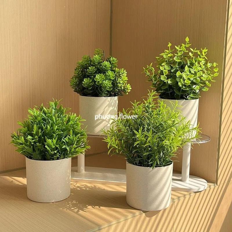 Chậu Cây giả kèm chậu nhựa hình trụ cao 18cm xinh xắn trang trí nhà cửa decor nhà hàng quán cafe bàn làm việc văn phòng