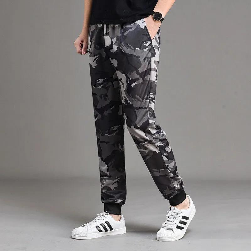 Product Introduction of Autumn Trousers Men Stretch Camouflage Pant Casual Leg Fitting Sweatpants Loose Wear-resistant Trousers 2
