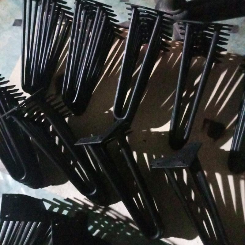 kaki meja hairipin leg||meja tamu 5