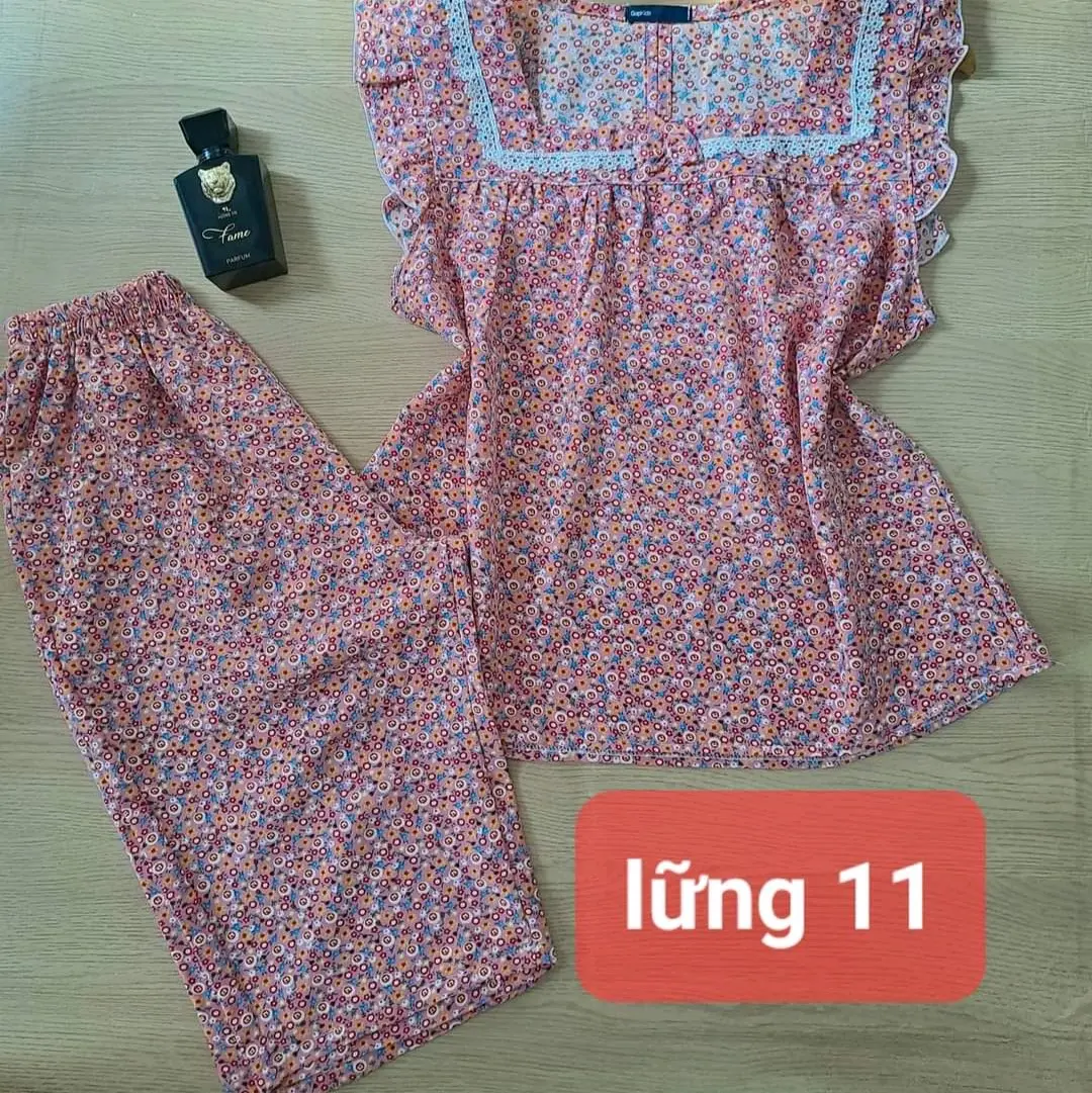 Đồ bộ quần lửng có túi vải lụa mềm ,size từ 40 đến 90 ký,hoa sẽ thay đổi theo từng đợt ạ