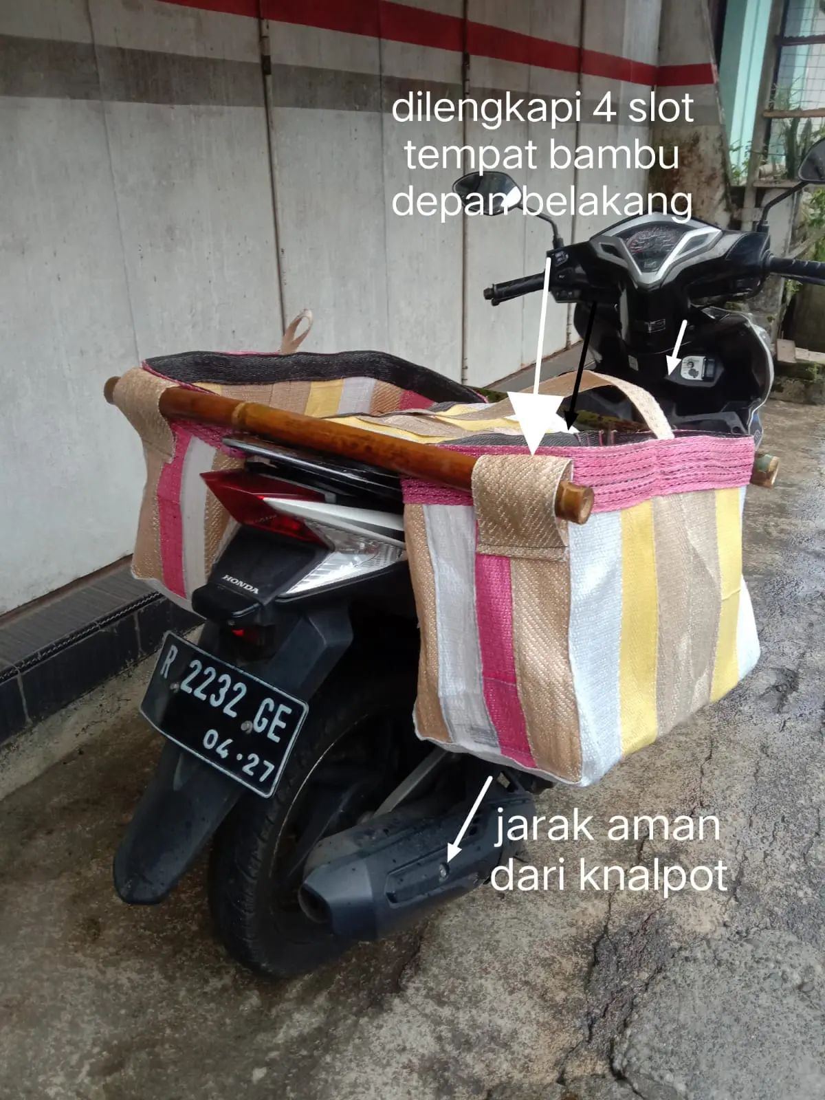 Tas motor keranjang obrok jumbo bahan tebal tasmotorterlaris dilengkapi lubang tempatbambu