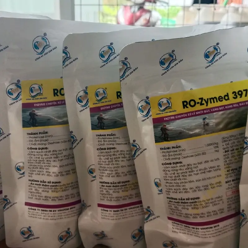 RO-Zymed 3979 ENZYME CHUYÊN XỬ LÝ NHỚT ĐÁY, VÁNG BỌT, RONG RÊU, ĐÁY ĐEN, SÌNH THỐI 2