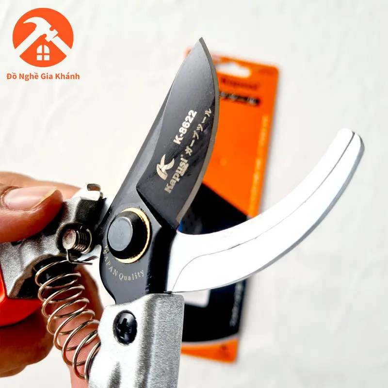 Kéo cắt cành lưỡi đen có đá mài kéo kapusi chính hãng 4