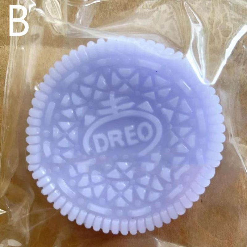 Product Introduction of Biscuit Decompression Toys Cookie Biscuit Simulation Toys Super Soft Decompression Venting Toys Handmade Silicone Toys 27