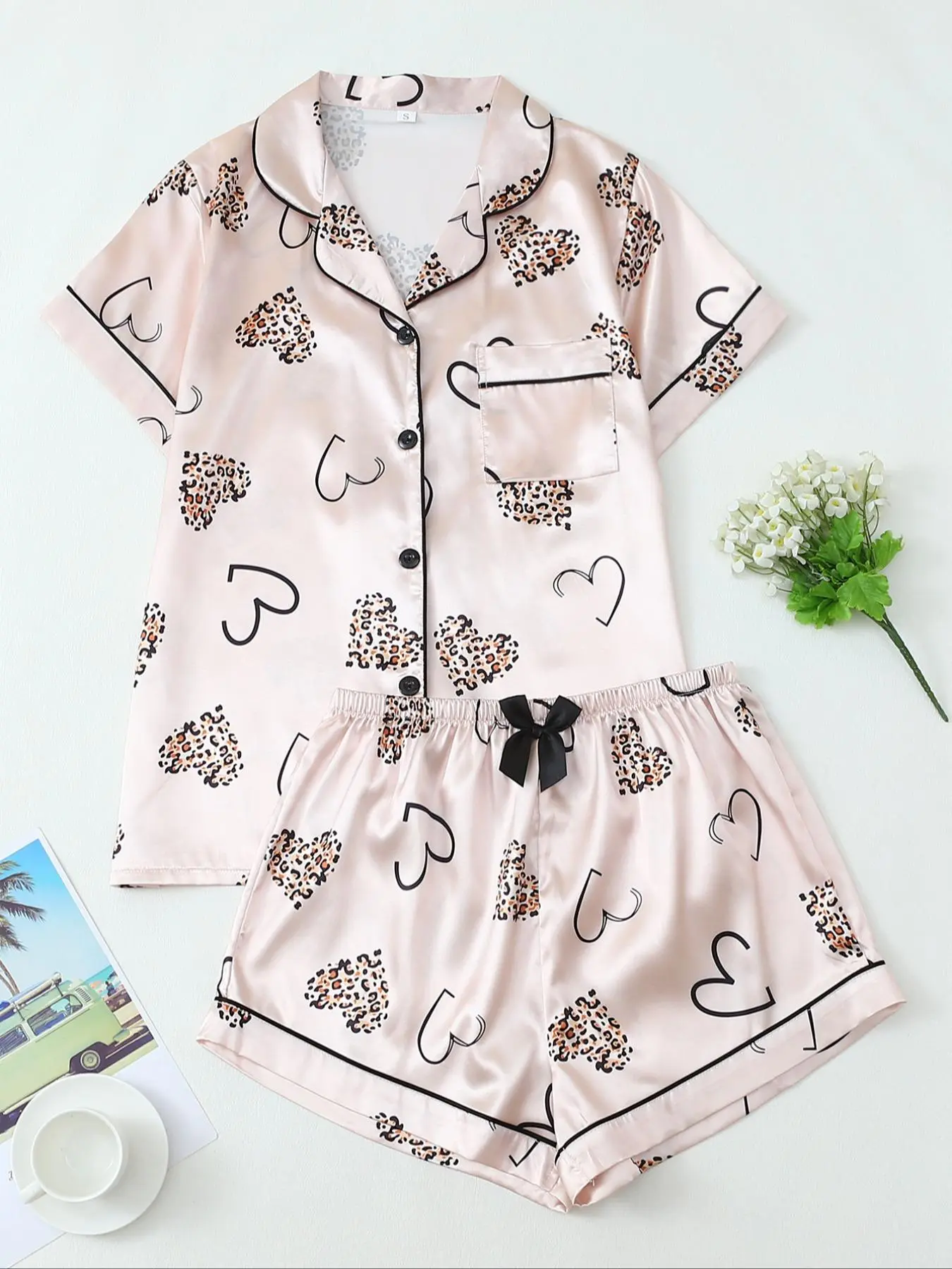 Women's All Over Leopard Heart Print Satin Pyjama Set, Casual Comfy Short Sleeve Lapel Collar Shirt & Shorts PJ Set, Ladies Sleepwear for All Seasons