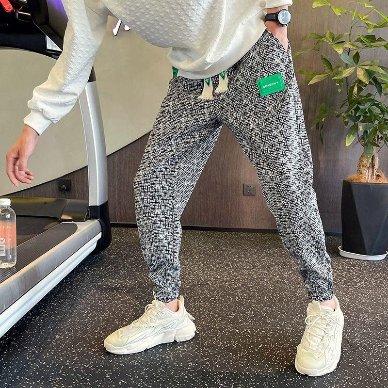 Product Introduction of Quần Jogger Họa Tiết Răng Nanh, Cao Cấp, Dành Cho Nam Giới, Bộ Sưu Tập Mùa Xuân Và Mùa Hè, Thương Hiệu Hợp Xu Hướng Dáng Rộng Rãi, Quần Cropped Thời Trang, Hàng Mới Về 3