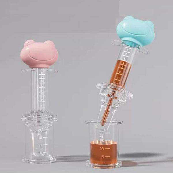 Xi lanh bón thuốc bón sữa đầu silicon mềm dung tích kèm cốc chia vạch cho bé Kem