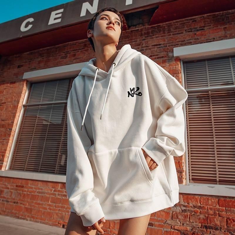 hoodie cowok jepang distro hitam fleece keren jumbo bigsize S M L XL Hitam Nyaman Panjang Tebal Kaos Tangan Sweater Pria Sablon 2