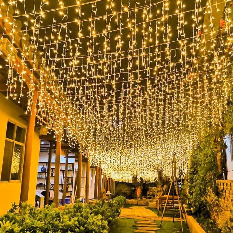 [ Led siêu rẻ ] Đèn led mành thả rủ trang trí Noel , Tết ,sảnh, ban công, decor nhà hàng , đám cưới trang trí quan cafe chống nước 6m 24 sợi có giác nối tiếp mẫu mới 2025