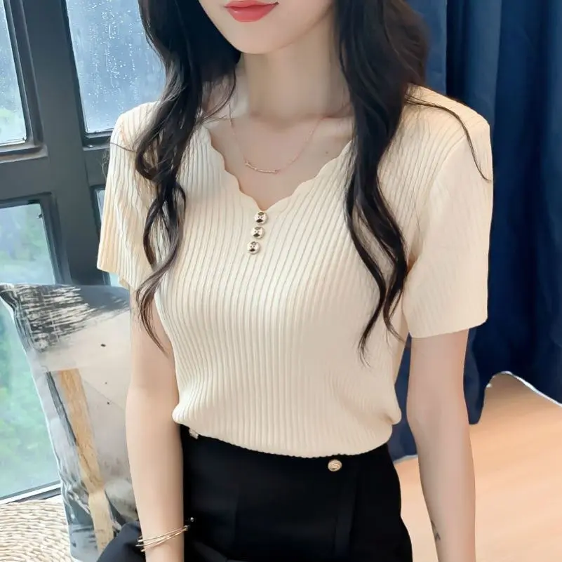 2025 Summer New Short-Sleeved T-shirt Women's Loose Korean-Style Button V-neck Top Knitted Bottoming Shirt Trendy Knitwear Womenswear Lingerie Comfort Knitting Basic